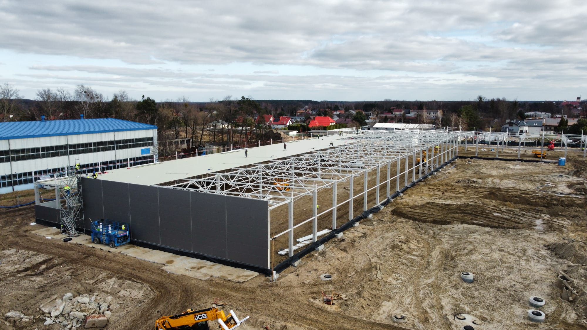 Rozpoczęcie montażu elewacji w N-Park w Tarnobrzegu